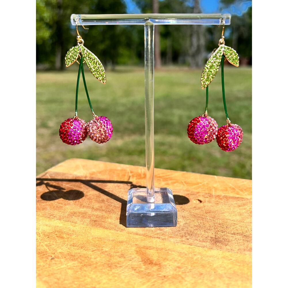 Vintage Pink Beaded Cherry Cluster Drop Earrings Boho Retro Fruit Novelty - Picture 14 of 14